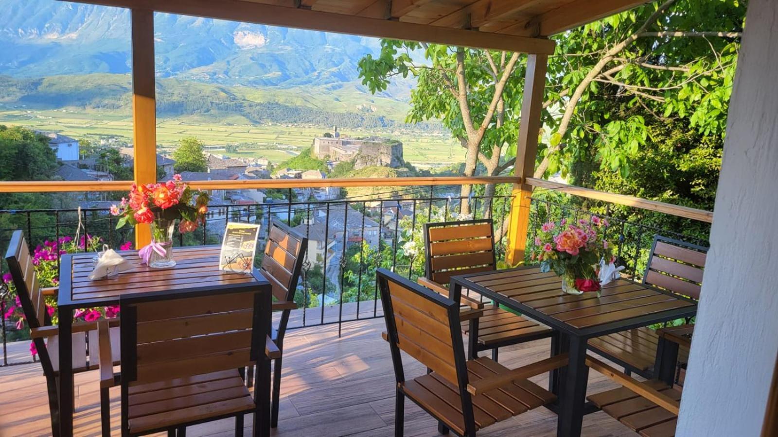 Guest House Hasko Gjirokastër Eksteriør bilde